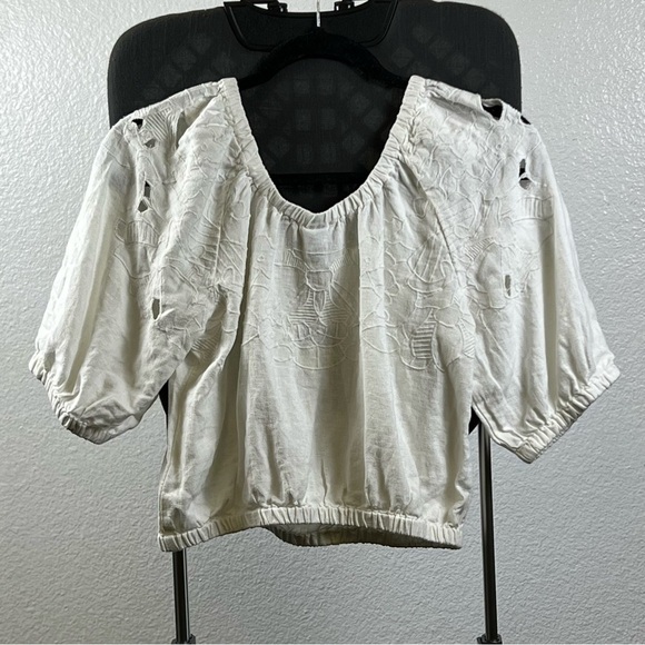 Universal Thread White Embroidered Women's Crop Top Size XS - Picture 5 of 11